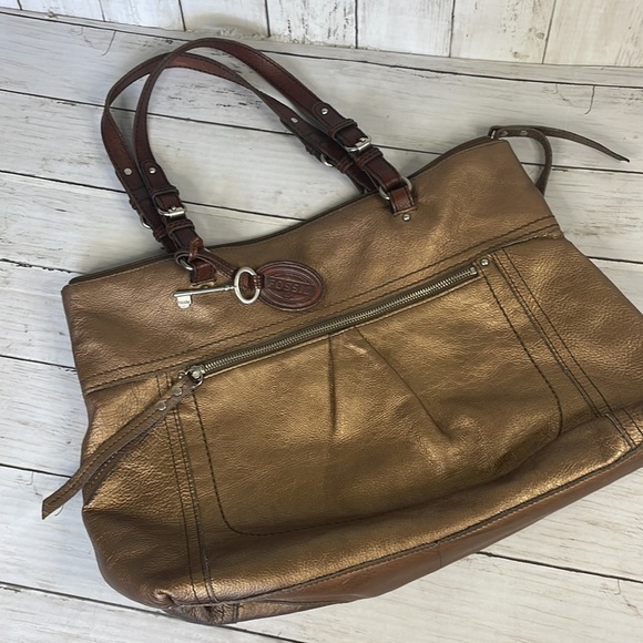 Fossil Bronze Metallic Large Hobo Tote - Picture 16 of 17